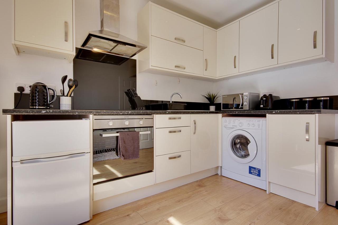 Turay Court Holiday Apartments Bournemouth Dış mekan fotoğraf